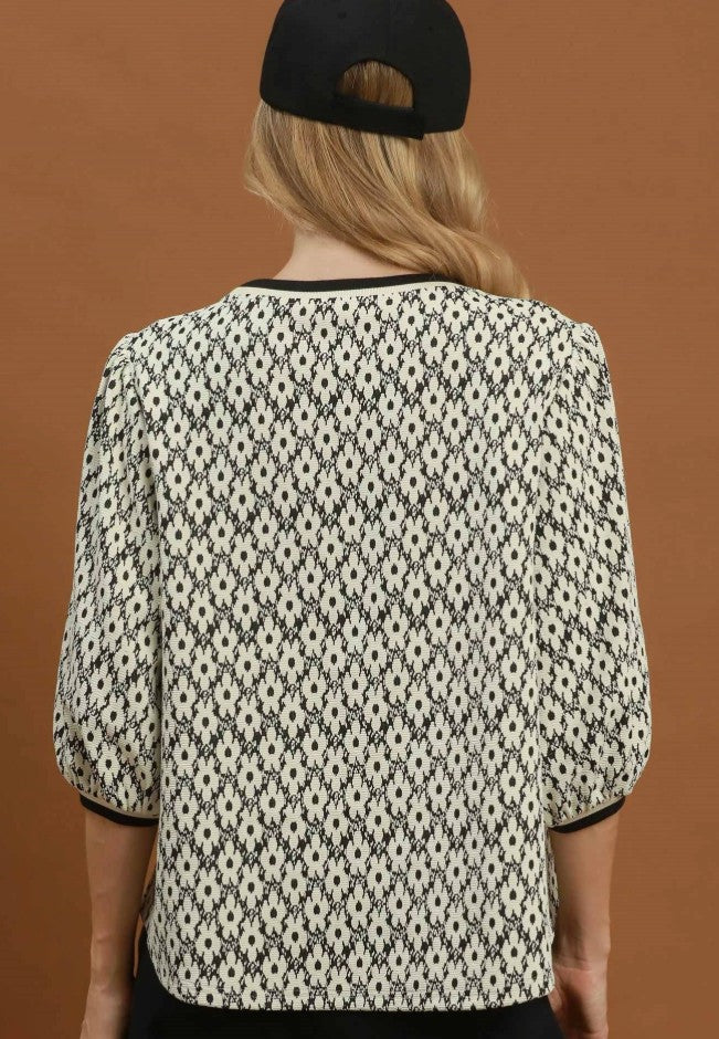 Umgee Floral Jacquard Puff Sleeve Top